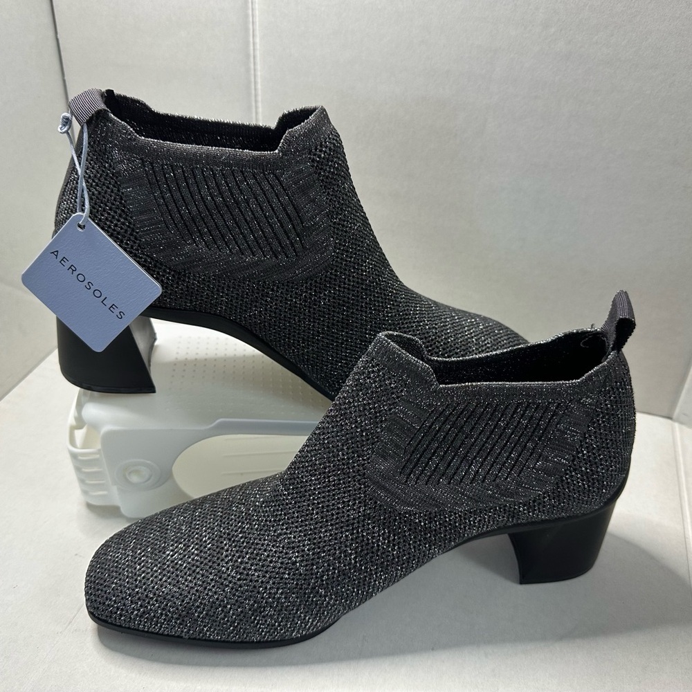 AEROSOLES Ankle boots for women size 9.5W